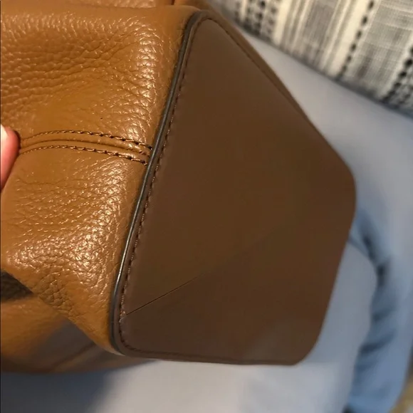 Michael Kors Brynn Bucket Bag NWOT - Picture 9 of 12